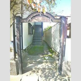 13/13 エントランス