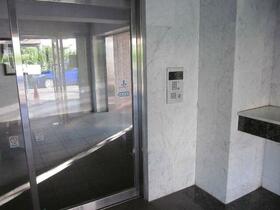 15/16 エントランス