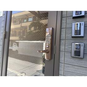 3/3 エントランス