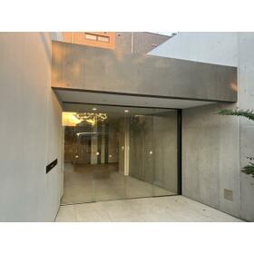 4/4 エントランス