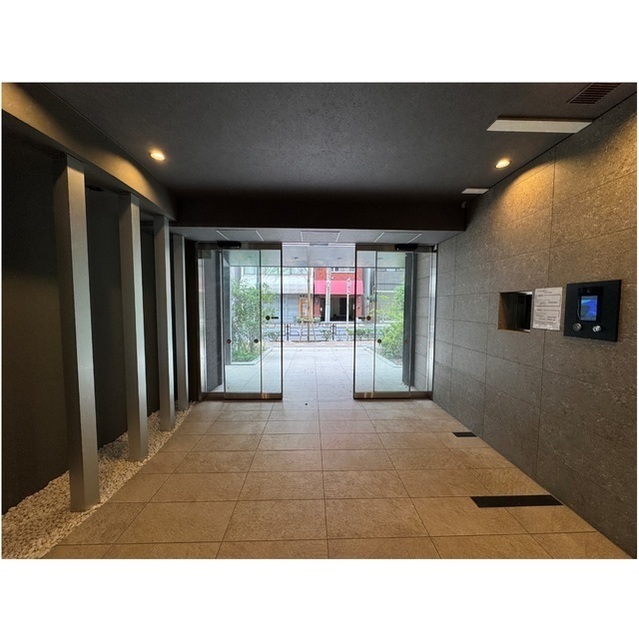 6/6 エントランス