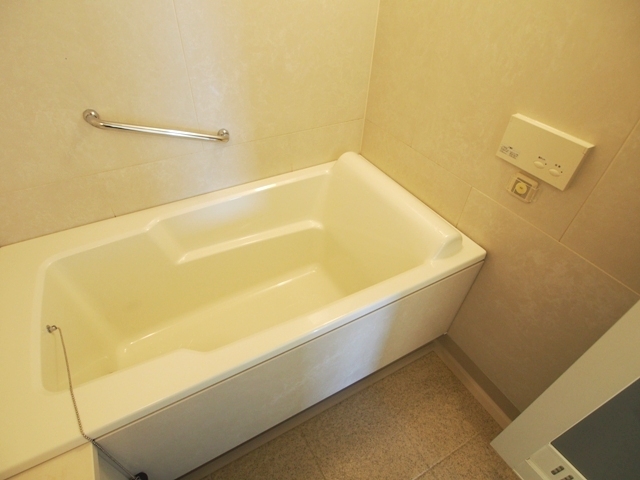 21/30 浴室