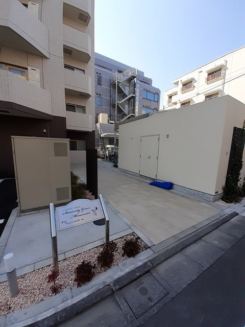 14/21 エントランス