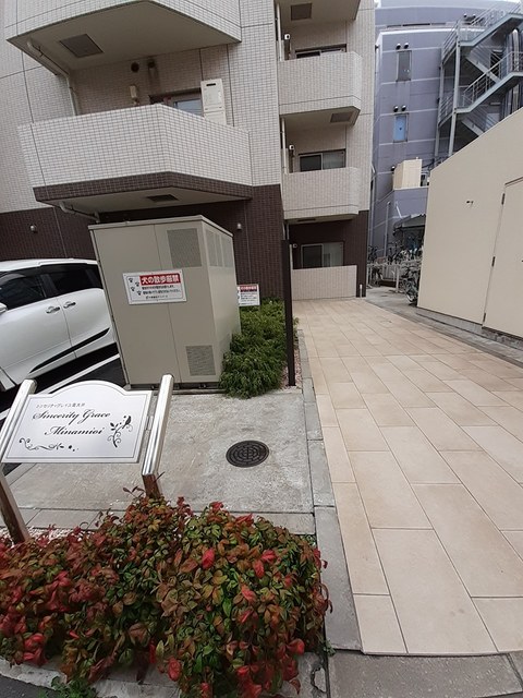 14/21 エントランス