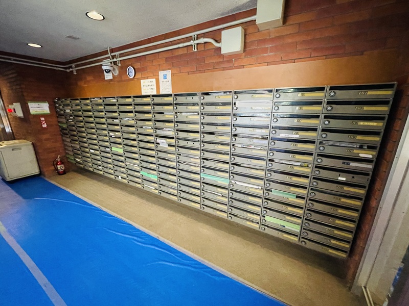 15/23 エントランス