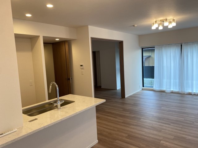 3/7 リビング/ダイニング