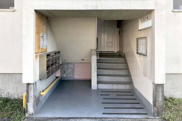 15/16 エントランス