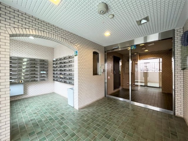 3/8 エントランス