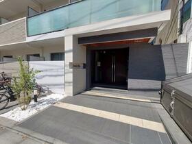 16/24 エントランス