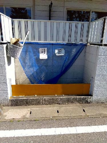 13/19 エントランス