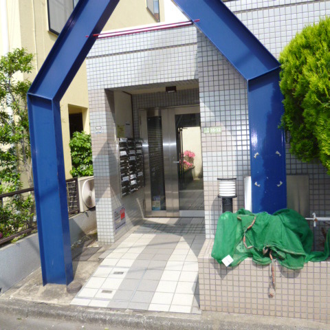 2/3 エントランス