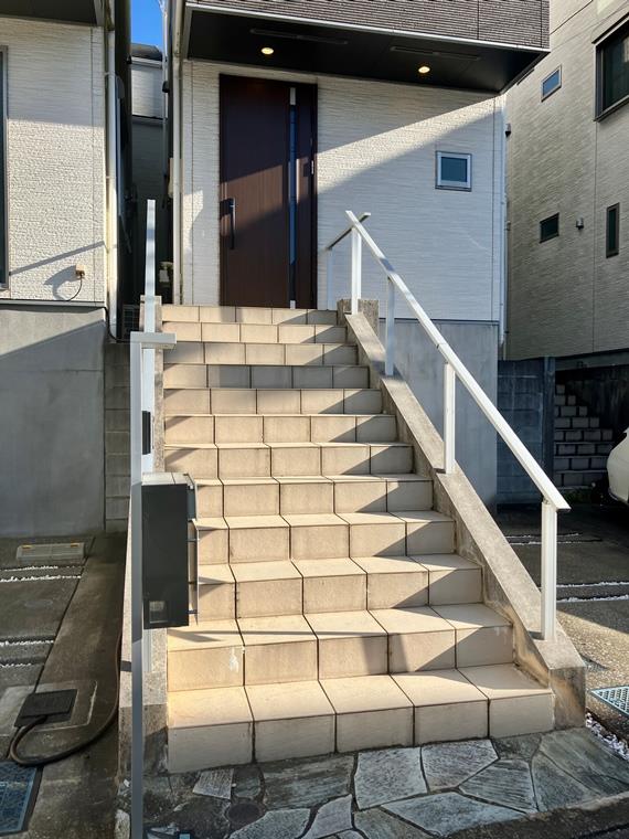 2/3 エントランス