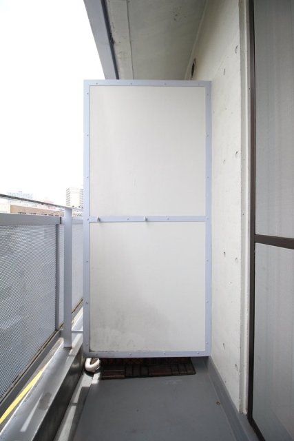 13/22 バルコニー