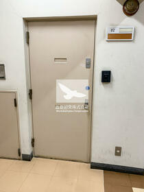 15/16 エントランス