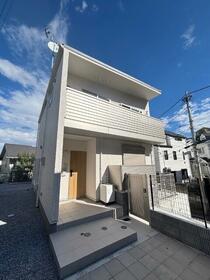 2/2 エントランス