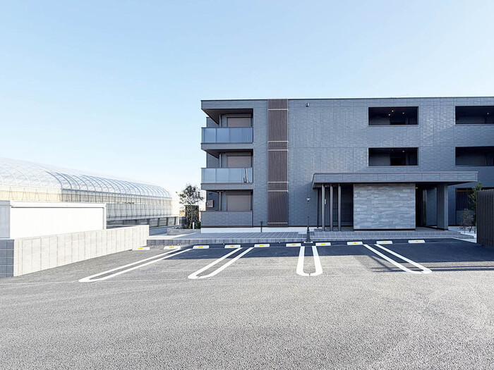3/3 駐車場
