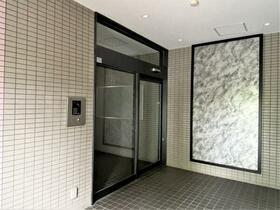 3/3 エントランス