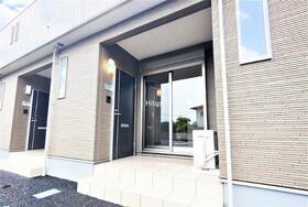 16/16 エントランス