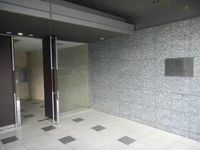 14/14 エントランス