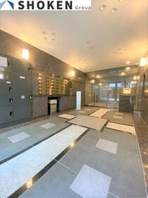 14/14 エントランス