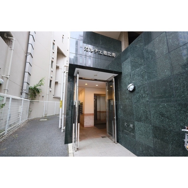 5/8 エントランス