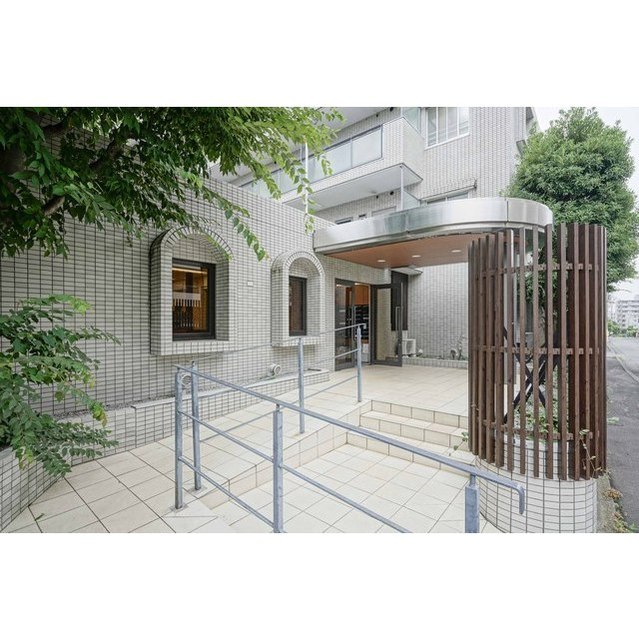 4/5 エントランス