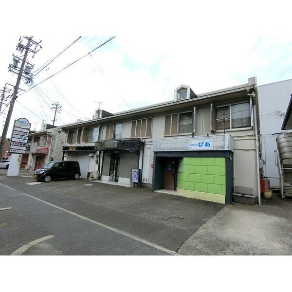 14/20 エントランス