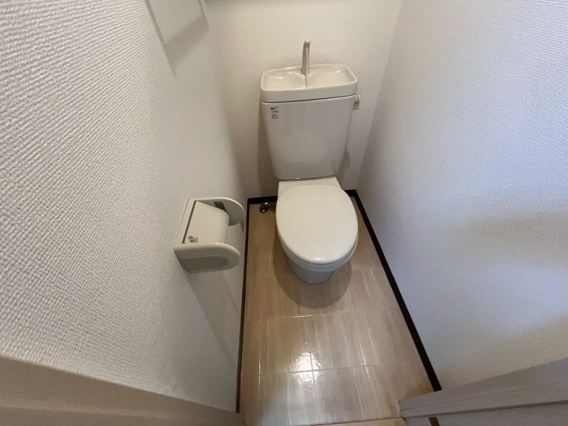 15/17 トイレ