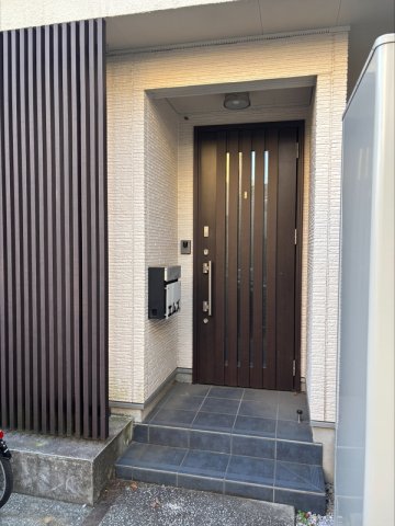 5/5 エントランス