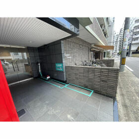 13/13 エントランス