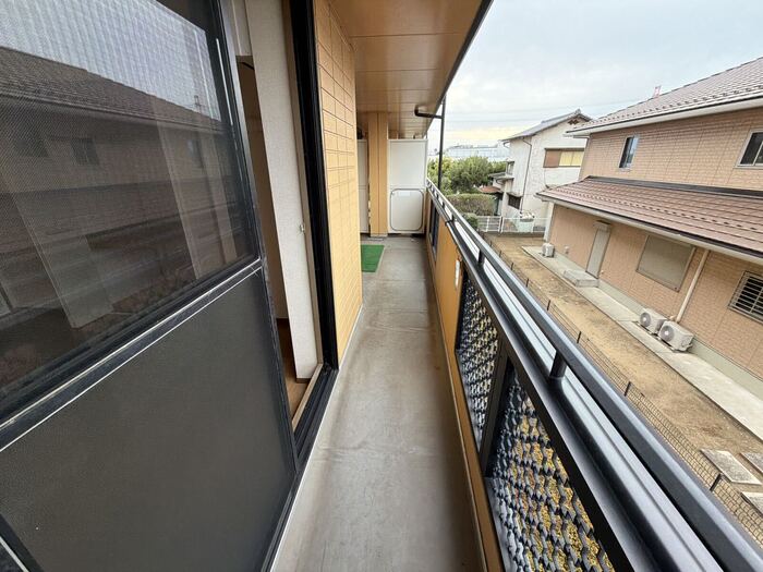 13/20 バルコニー