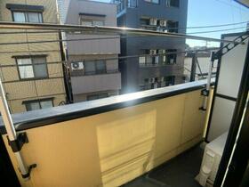 13/16 バルコニー