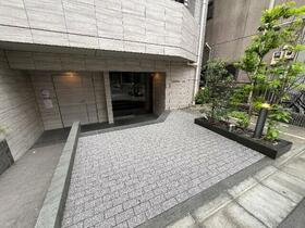 2/2 エントランス