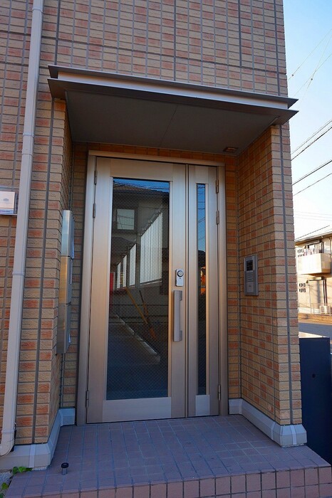 4/5 エントランス