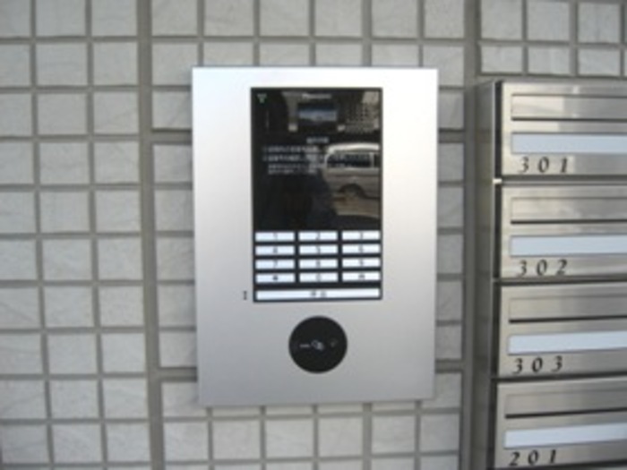 16/22 エントランス