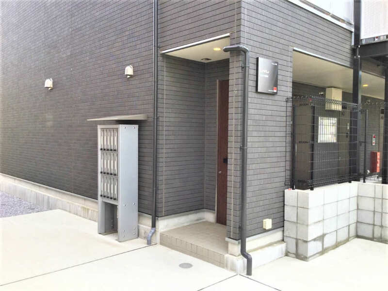 17/27 エントランス