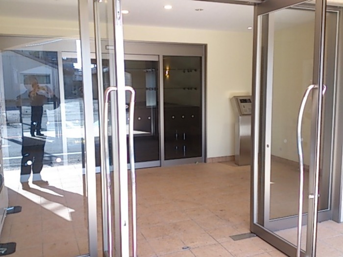 2/6 エントランス