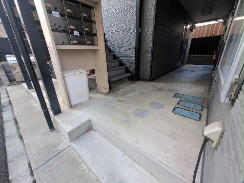 2/3 エントランス