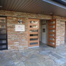 2/4 エントランス