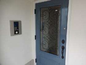 2/2 エントランス