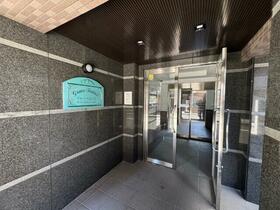 14/16 エントランス