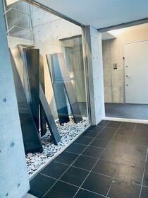 14/14 エントランス