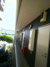 2/2 エントランス