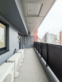 13/16 バルコニー