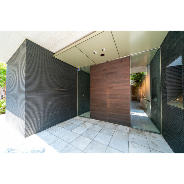 14/21 エントランス