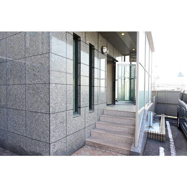 9/10 エントランス