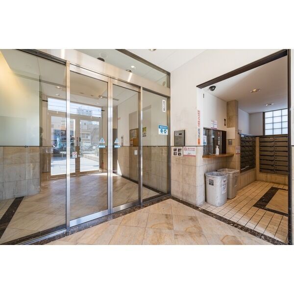 21/21 エントランス