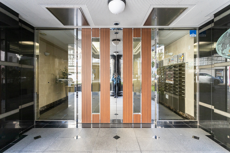 2/2 エントランス