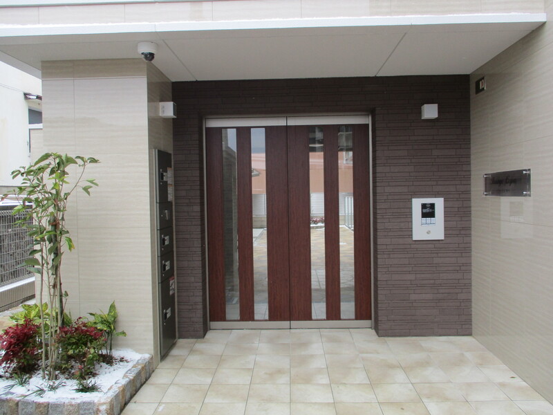 25/25 エントランス