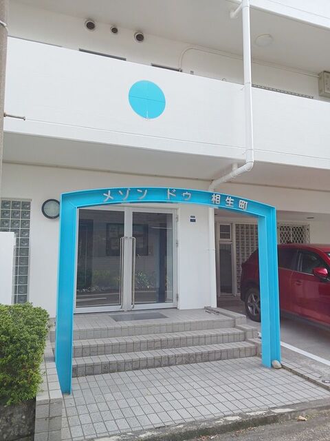 14/20 エントランス